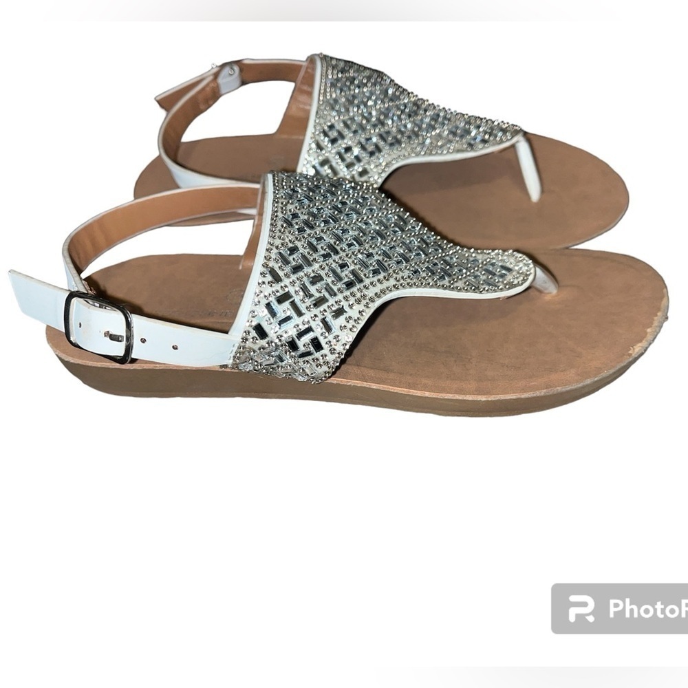 Adrienne Vittadini girls sandals